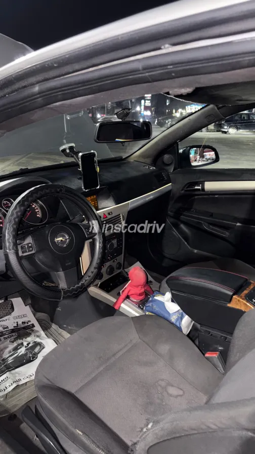 اوبل أسترا 2008 أبيض مستعملة للبيع - 6