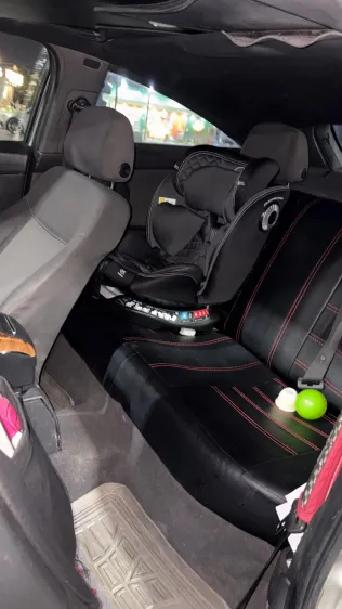 اوبل أسترا 2008 أبيض مستعملة للبيع