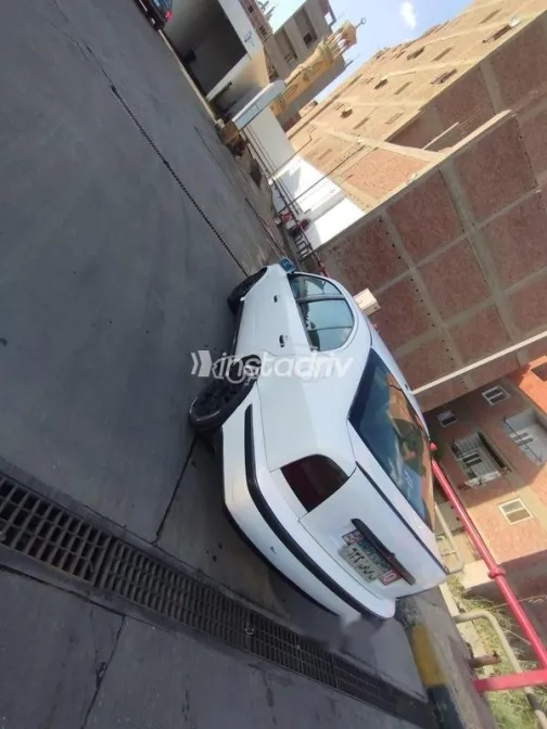 سكودا اوكتافيا A4 1998 أبيض مستعملة للبيع - 3