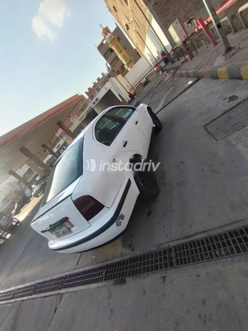 سكودا اوكتافيا A4 1998 أبيض مستعملة للبيع - 6