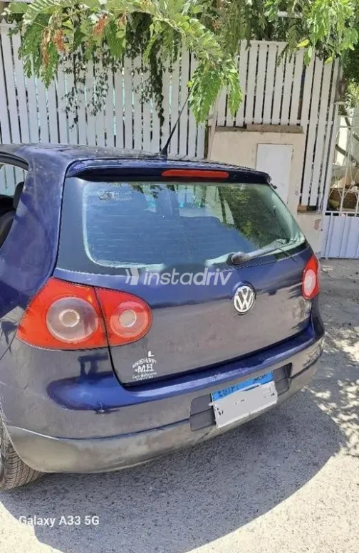 Volkswagen Golf 5 2009 Blue Used for Sale - 2