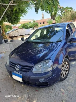 فولكس فاغن جولف 5 2009 أزرق مستعملة للبيع