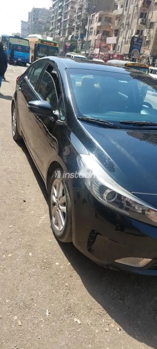 Kia Cerato 2017 White Used for Sale - 6