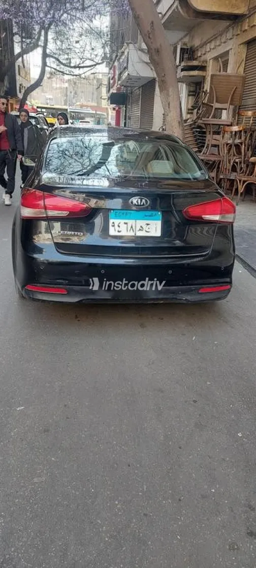 Kia Cerato 2017 White Used for Sale - 8