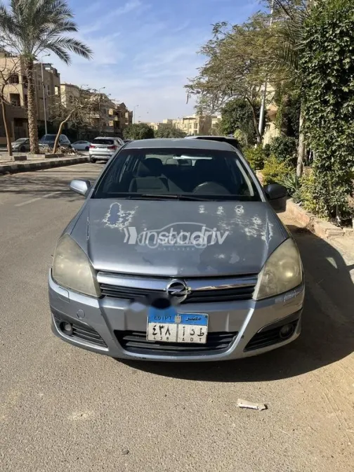 اوبل أسترا 2007 فضي مستعملة للبيع - 3