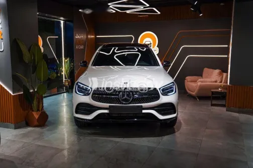 Mercedes GLC 2022 White Used for Sale - 6
