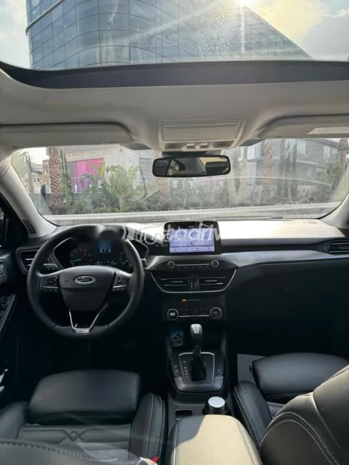 فورد فوكس 2018 أبيض مستعملة للبيع - 6