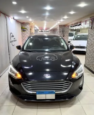 فورد فوكس 2018 أبيض مستعملة للبيع