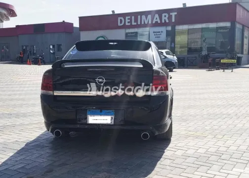 اوبل فيكترا 2008 أسود مستعملة للبيع - 9