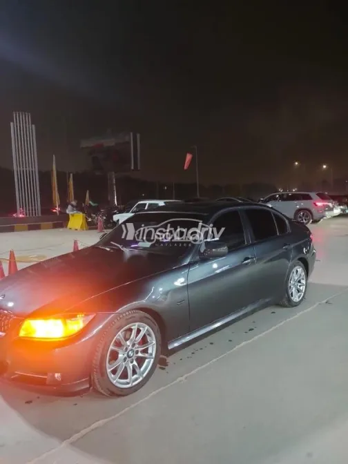 بي ام دبليو 320 2009 رمادي غامق مستعملة للبيع - 5
