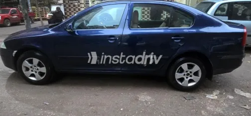 سكودا اوكتافيا A5 2005 أزرق غامق مستعملة للبيع - 9