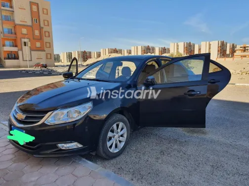 Chevrolet Optra 2022 White Used for Sale - 7