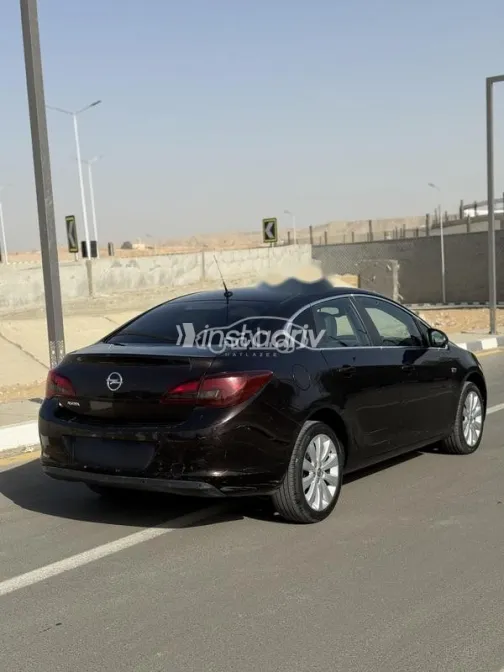 Opel Astra 2018 Mocha Used for Sale - 4