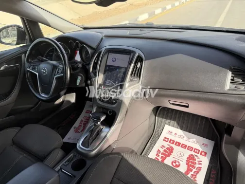 Opel Astra 2018 Mocha Used for Sale - 10