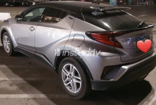 تويوتا C-HR 2021 فضي مستعملة للبيع - 5