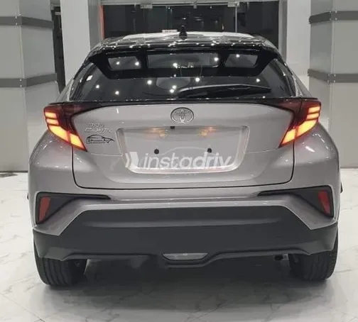 تويوتا C-HR 2021 فضي مستعملة للبيع - 9