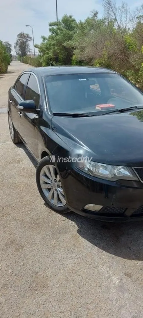 Kia Cerato 2010 Black Used for Sale - 3