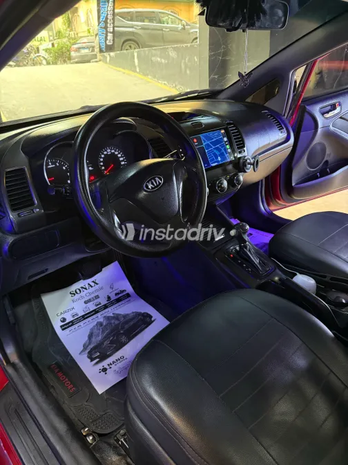 Kia Cerato 2014 White Used for Sale - 6