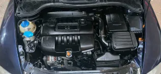 سكودا اوكتافيا 2005 أبيض مستعملة للبيع