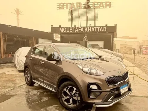 Kia Sportage 2020 Brown Used for Sale - 3