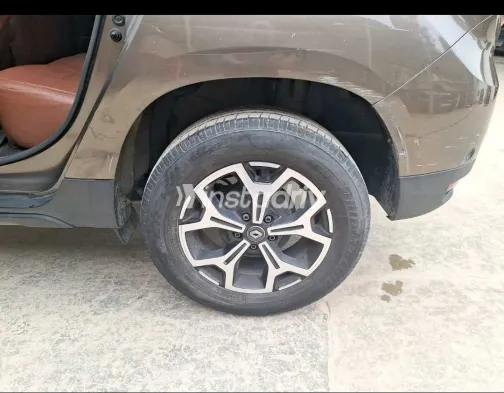 رينو داستر 2020 أبيض مستعملة للبيع - 2