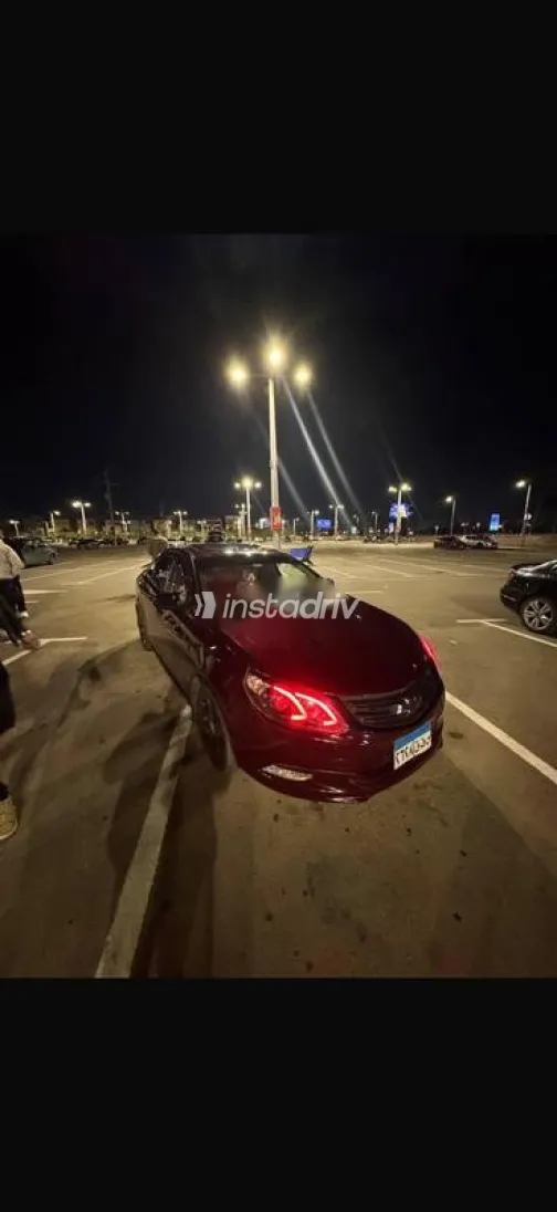 شيفروليه أوبترا 2017 أحمر غامق مستعملة للبيع - 1