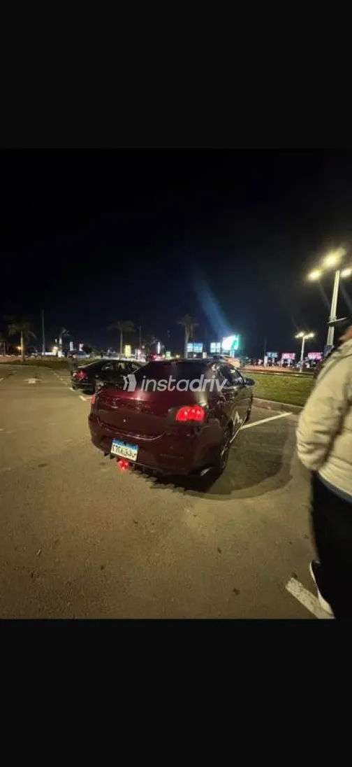 شيفروليه أوبترا 2017 أحمر غامق مستعملة للبيع - 3