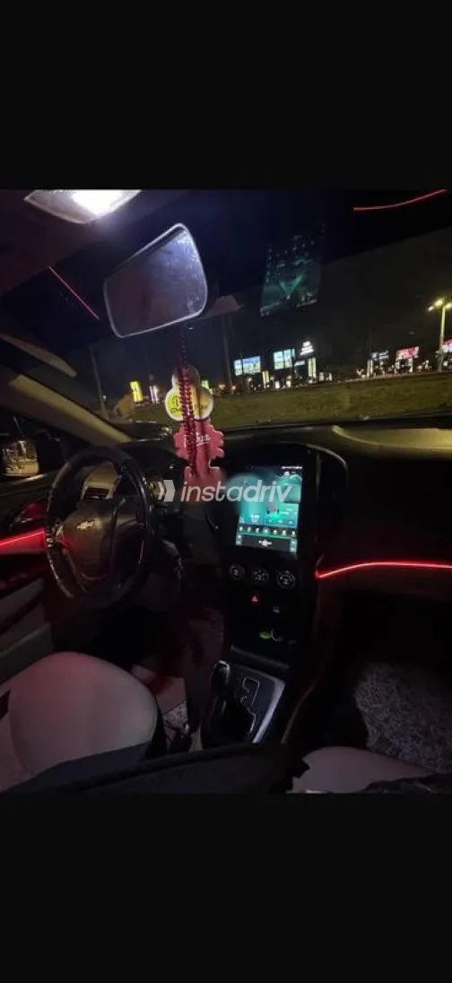 شيفروليه أوبترا 2017 أحمر غامق مستعملة للبيع - 5