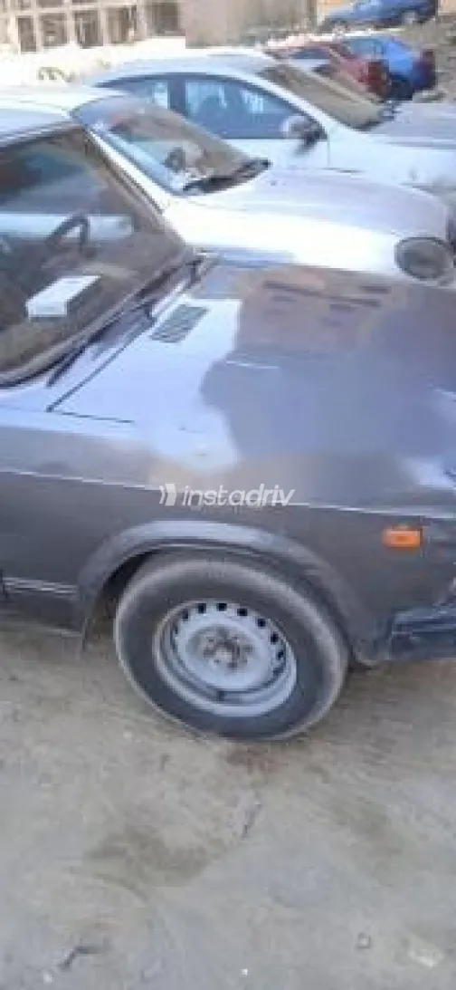 لادا 2107 2011 رمادي غامق مستعملة للبيع - 1