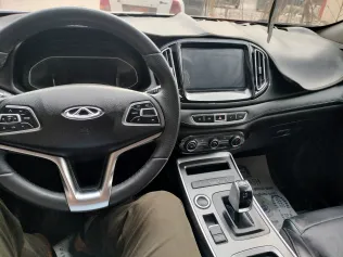 شيرى تيجو 7 2025 أبيض مستعملة للبيع