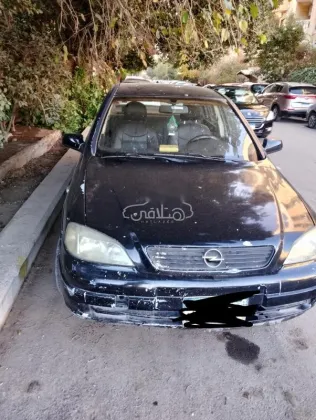 اوبل أسترا 2000 أسود مستعملة للبيع