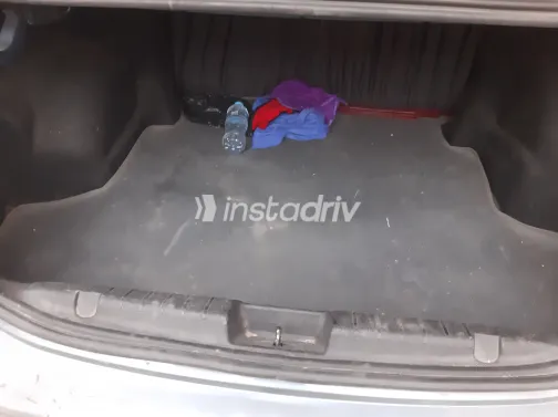 Chery Arrizo 5 2021 White Used for Sale - 2