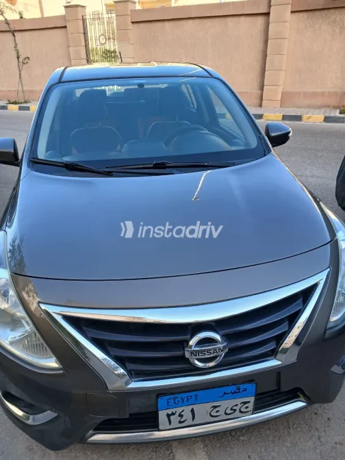 نيسان صنى 2016 أبيض مستعملة للبيع - 3