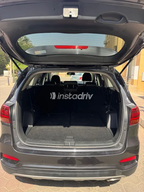 Kia Sorento 2021 White Used for Sale - 4