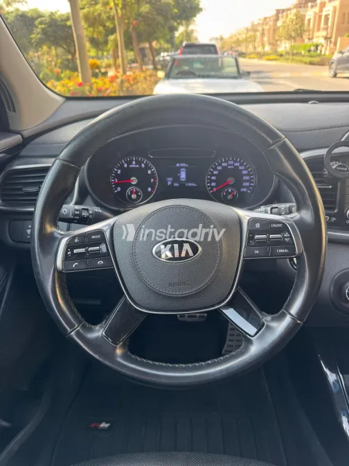Kia Sorento 2021 White Used for Sale - 8