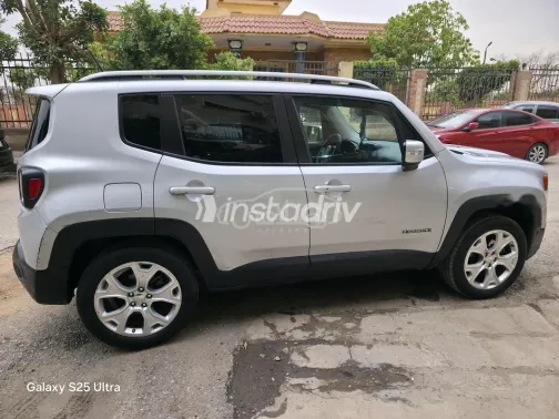 Jeep Renegade 2017 White Used for Sale - 5