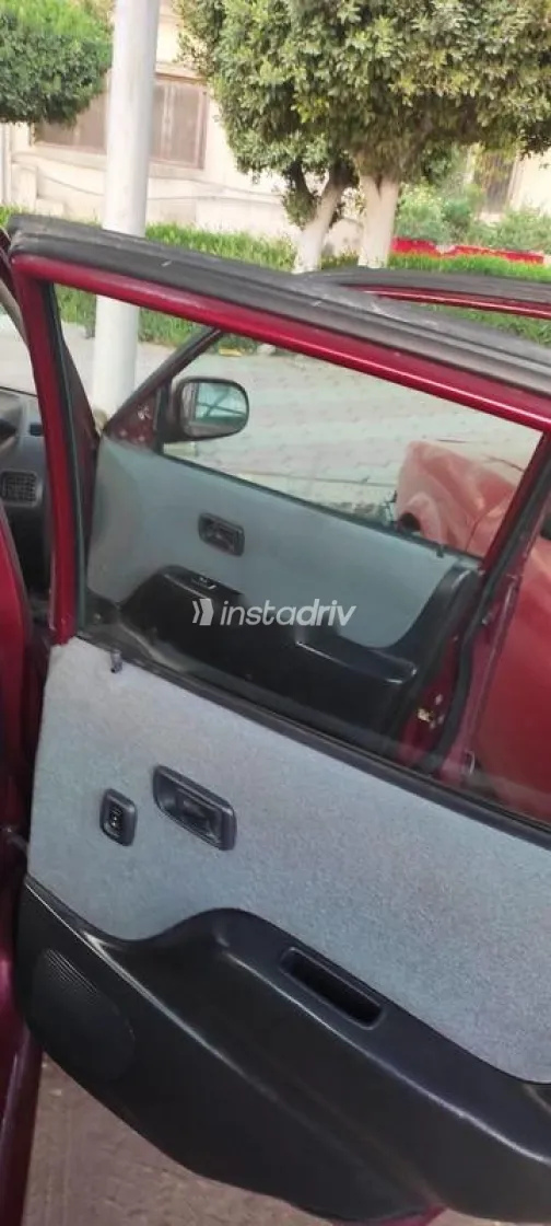 دايهاتسو سيريون 2000 أحمر مستعملة للبيع - 6