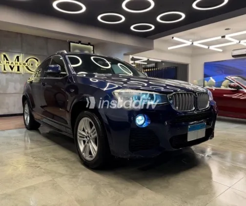 بي ام دبليو X4 2018 أزرق غامق مستعملة للبيع - 2