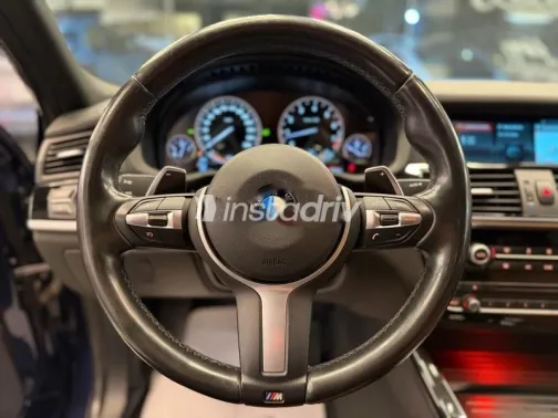 بي ام دبليو X4 2018 أزرق غامق مستعملة للبيع - 8