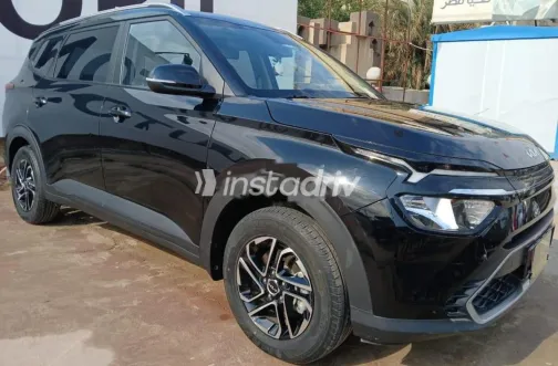 Kia Carens 2024 Black Used for Sale - 4
