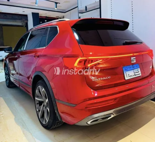 سيات تاراكو 2021 أحمر مستعملة للبيع - 3