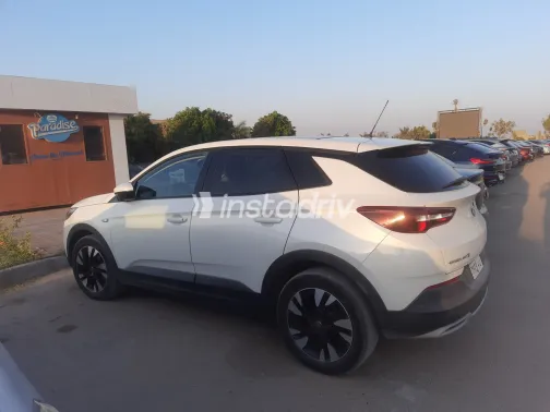 اوبل جراند لاند 2022 أبيض مستعملة للبيع - 10