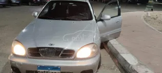 دايو لانوس 2005 فضي مستعملة للبيع