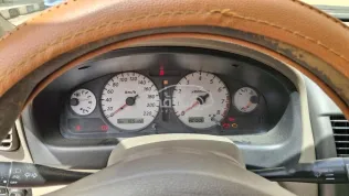 نيسان صنى 2007 ذهبي مستعملة للبيع