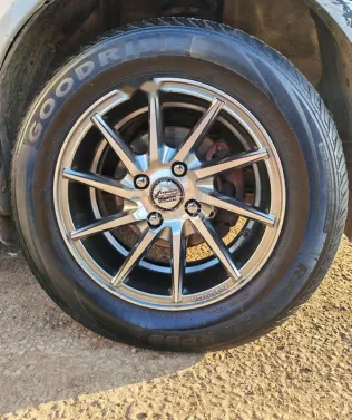 هيونداي فيرنا 2005 فضي مستعملة للبيع