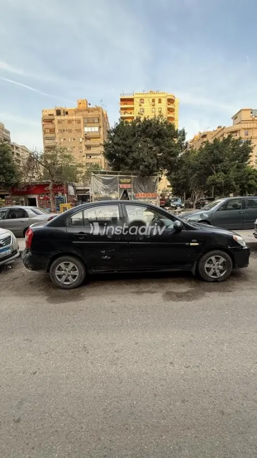 هيونداي اكسنت 2010 أسود مستعملة للبيع - 5