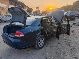 بريليانس جالينا 2006 أسود مستعملة للبيع