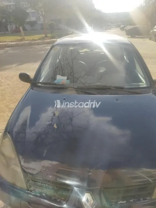 رينو كليو 2003 أزرق مستعملة للبيع - 3