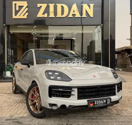 بورش كايين اس 2024 رمادي مستعملة للبيع - 2