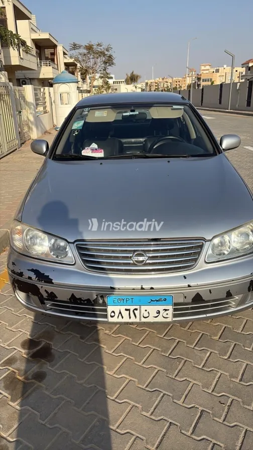 Nissan Sunny 2009 White Used for Sale - 9